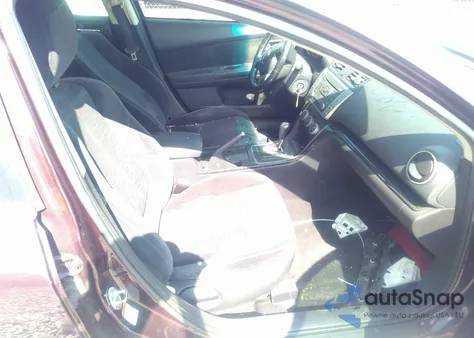 2010 Mazda Mazda6 I Touring из США, поврежденный, VIN 1YVHZ8CH5A5M38567